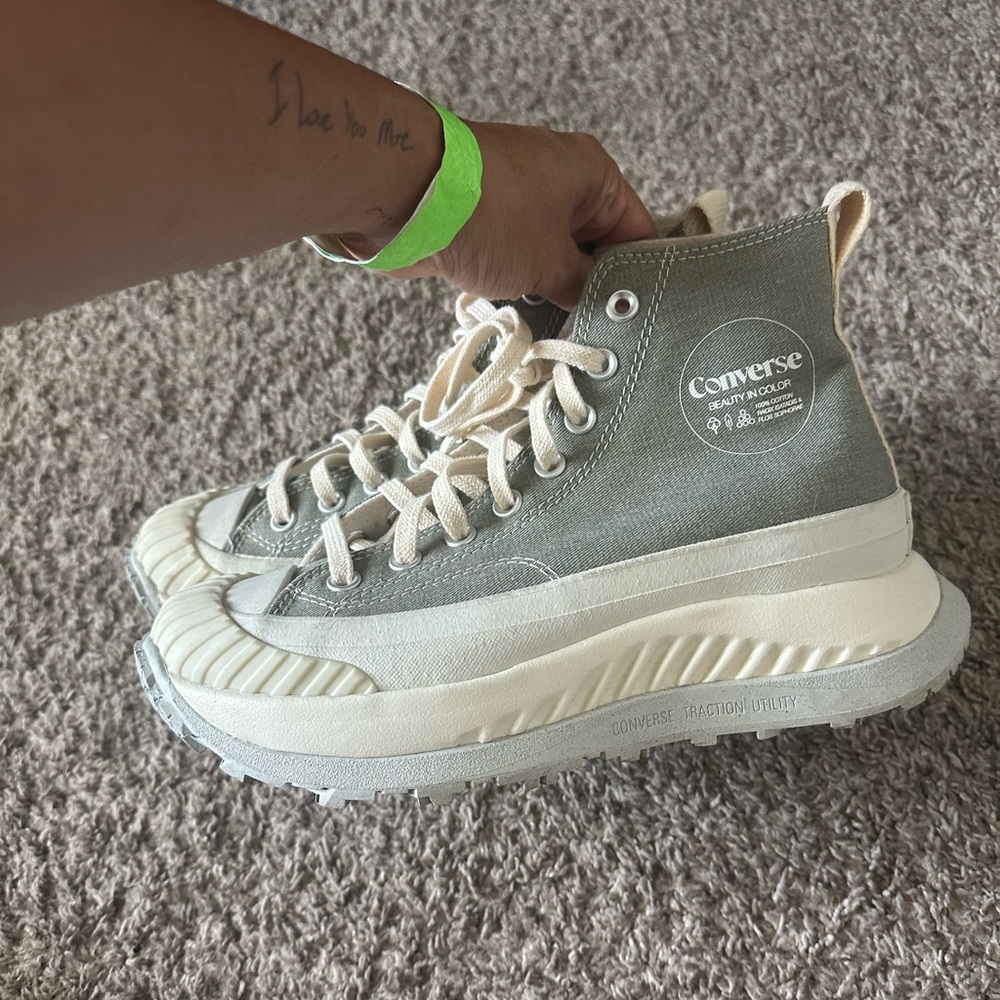 Converse High Top Platform - Picture 3 of 5